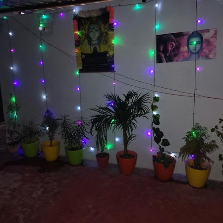 Banarasiya Stay Walking Distance To Banaras Railway Station バラナシ エクステリア 写真