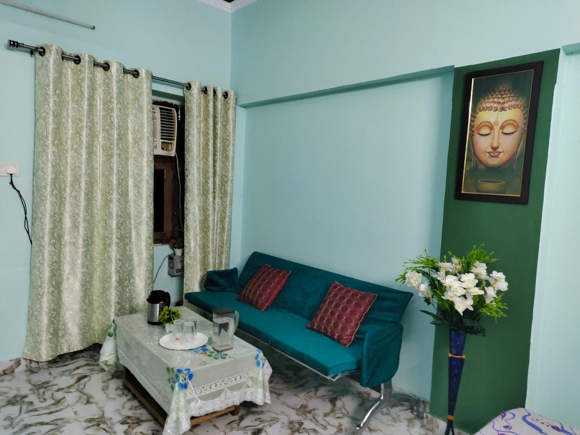 Banarasiya Stay Walking Distance To Banaras Railway Station バラナシ 部屋 写真