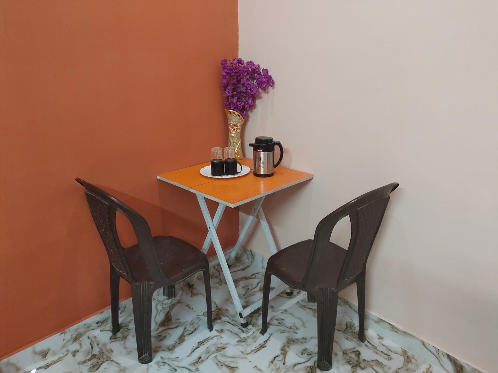 Banarasiya Stay Walking Distance To Banaras Railway Station バラナシ 部屋 写真