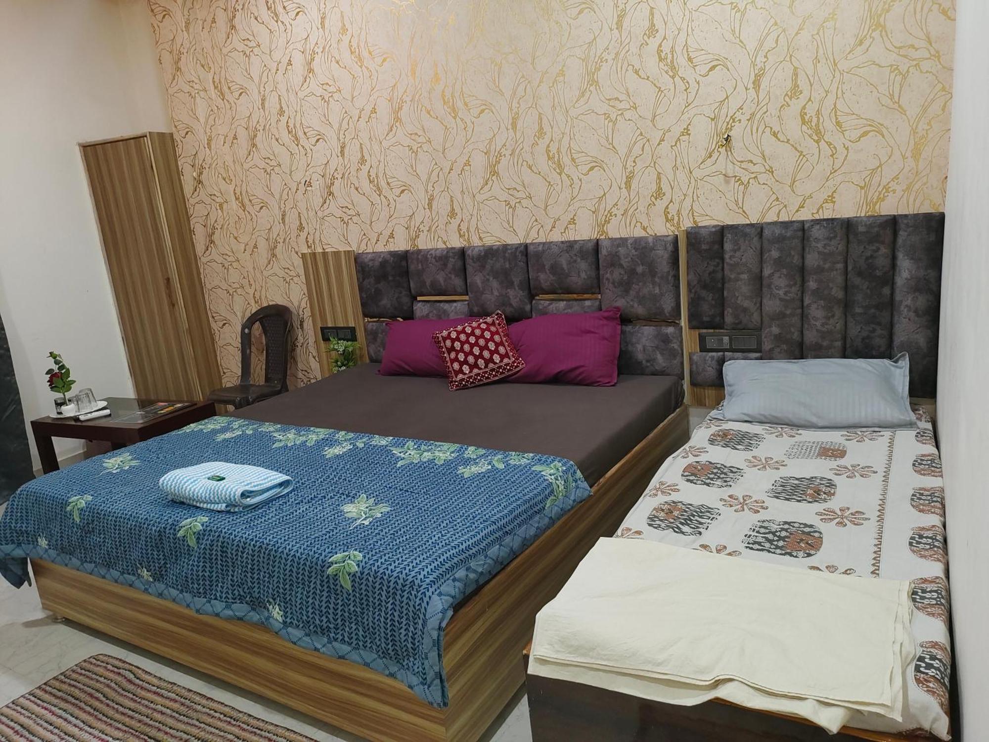 Banarasiya Stay Walking Distance To Banaras Railway Station バラナシ エクステリア 写真